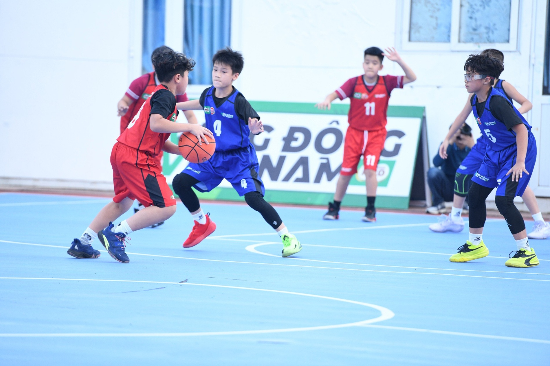 Bế mạc và trao giải bóng rổ học sinh Tiểu học Hà Nội 2025